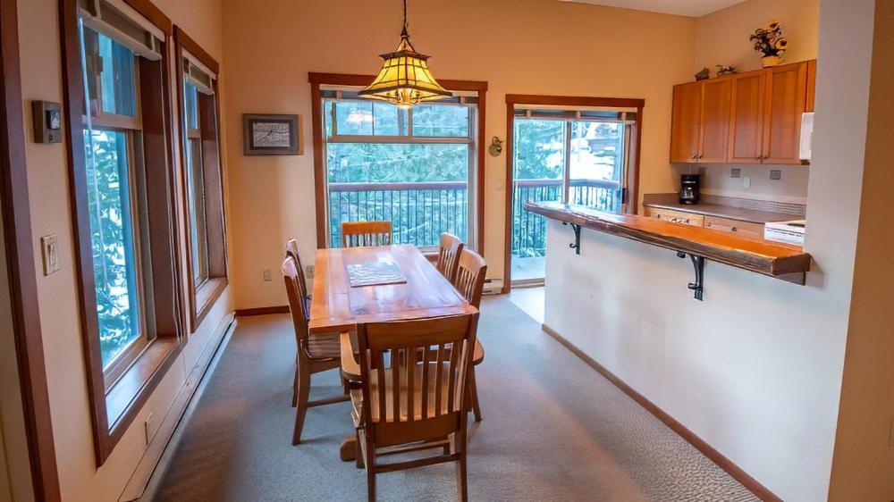 Snow Creek Lodge By Fernie Lodging Co Εξωτερικό φωτογραφία