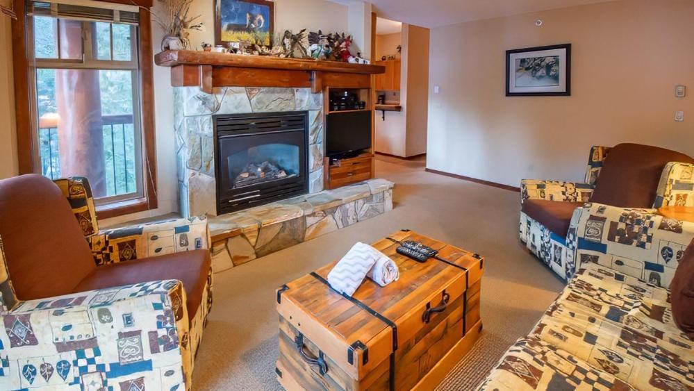 Snow Creek Lodge By Fernie Lodging Co Εξωτερικό φωτογραφία