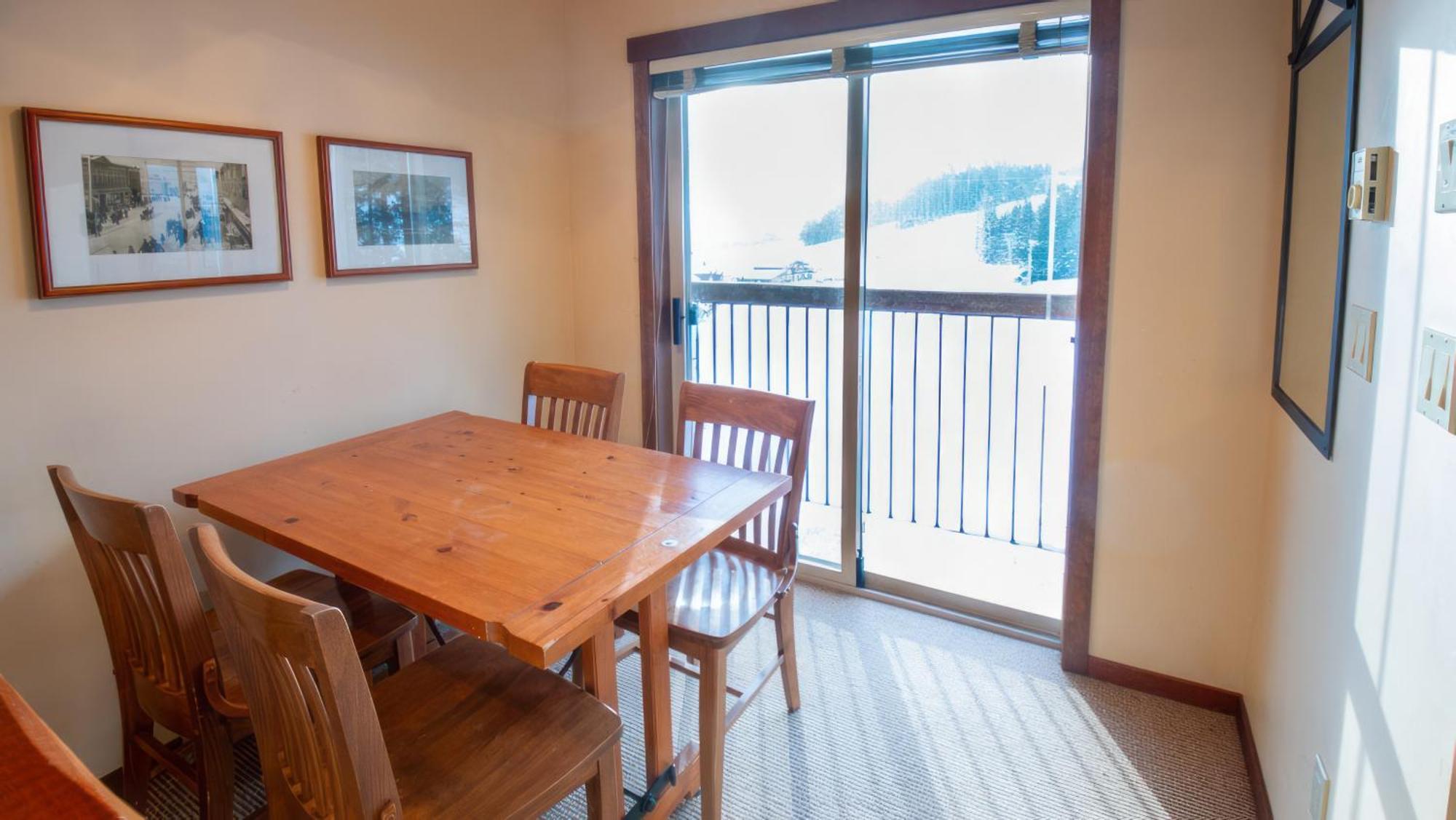 Snow Creek Lodge By Fernie Lodging Co Εξωτερικό φωτογραφία