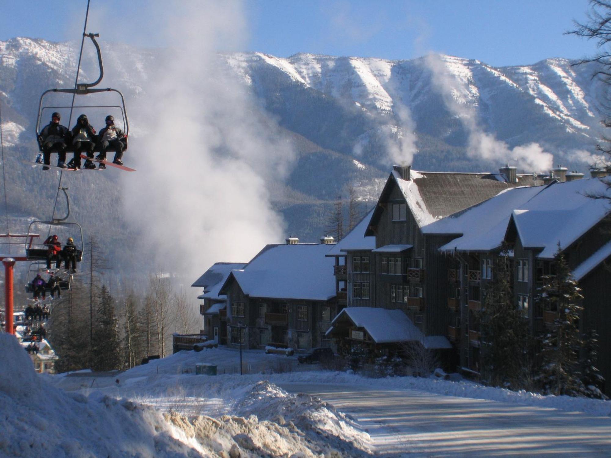 Snow Creek Lodge By Fernie Lodging Co Εξωτερικό φωτογραφία